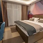Story 4*